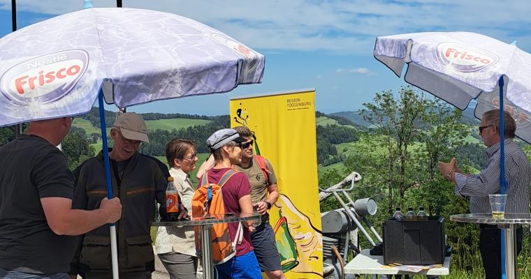 «ASTOOSE» AUF DER HULFTEGG Juni