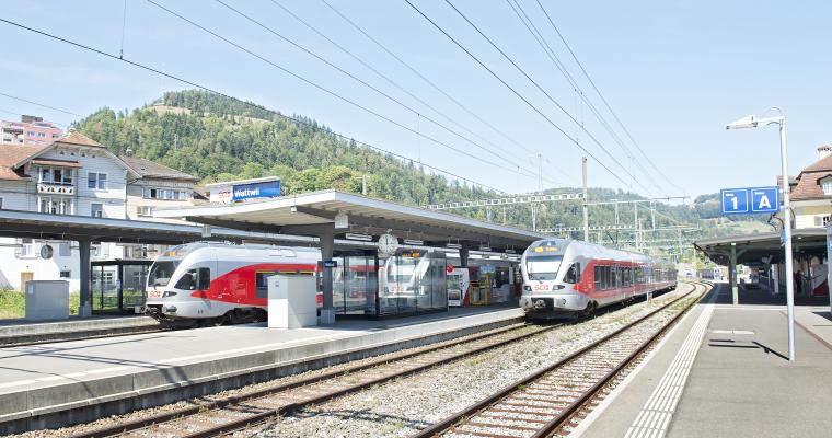 Wie stark werden die Bahnhöfe im Toggenburg genutzt?